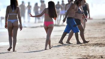 esperan dos millones de turistas en el fin de semana largo esperan dos millones de turistas en el fin de semana largo