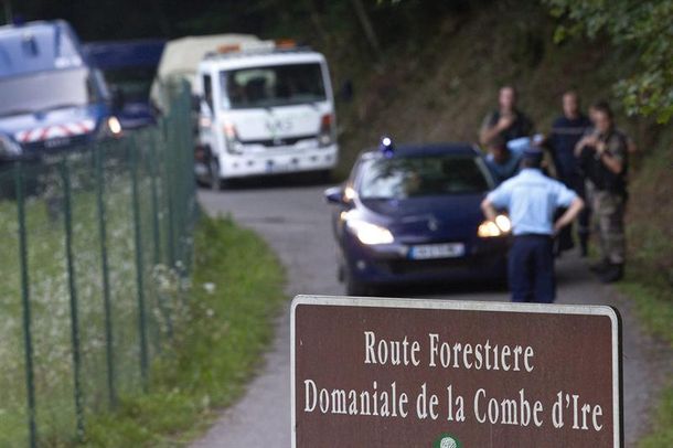 Confirman la identidad de la familia asesinada en los Alpes franceses