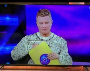 Santiago del Moro, conductor.