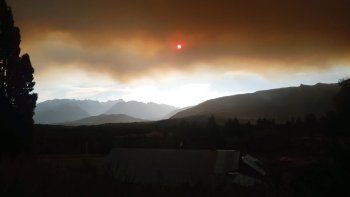 Incendio en Bariloche: el fuego consumió 1.800 hectáreas del Nahuel Huapi