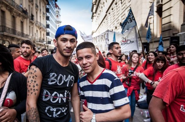 Dos miembros de La Garganta Poderosa torturados por Prefectura - Crédito:&nbsp;@emergentemedio