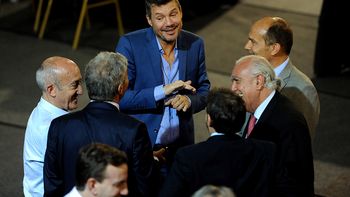 marcelo tinelli cruzo a hugo moyano y chiqui tapia por la afa en twitter marcelo tinelli cruzo a hugo moyano y chiqui tapia por la afa en twitter