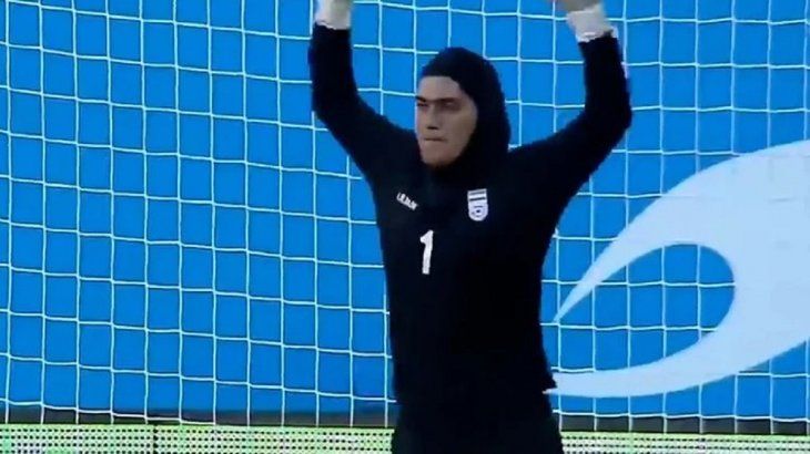 arquera-futbol-iran