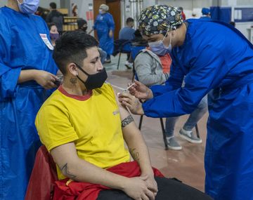 Covid-19 en Argentina: 4.690 casos y otros 77 muertos