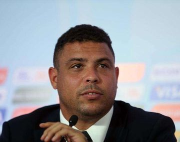 Internaron de urgencia a Ronaldo en un hospital de Ibiza