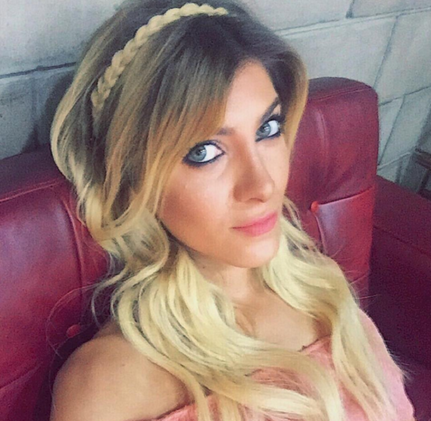 Cande Ruggeri la frenó a Barbie Vélez durante un móvil en Intrusos.