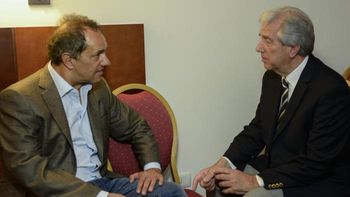 scioli visito una vez mas a tabare vazquez en su bunker de campana scioli visito una vez mas a tabare vazquez en su bunker de campana