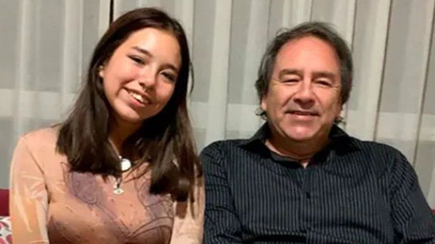 El padre de la joven que cayó por un balcón sospecha del novio: Le imploré que se separe