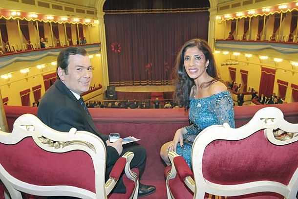 La mujer de Gerardo Zamora, la candidata a gobernador en Santiago