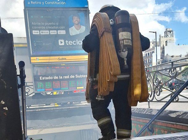 Línea C de subte interrumpida por presencia de humo