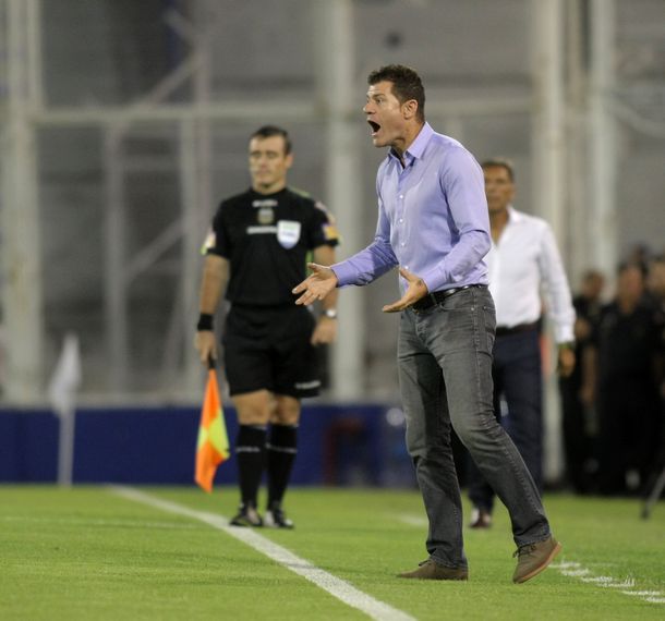 ¿Y los proyectos? Schurrer dejó Crucero y sigue el éxodo de entrenadores