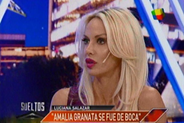 Salazar: Martín busca excusas para escribirme y me histeriquea