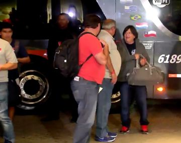 El Brujo Manuel de Gorina llegando al hotel en Porto Alegre