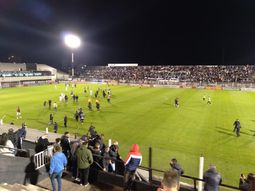 Graves incidentes en el partido entre Estudiantes de Caseros - Chacarita