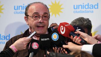 Leopoldo Moreau denunció que se detuvo la carga de datos Leopoldo Moreau denunció que se detuvo la carga de datos