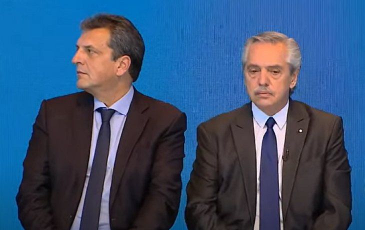 Alberto y Massa se mostraron juntos tras el acto de Cristina