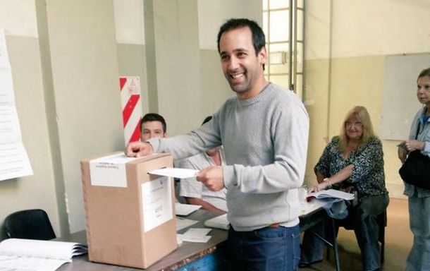 Una agrupación de izquierda se desmarcó y llamó a votar a Scioli