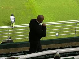 la roca reaparecio en el futbol: podria tener un inesperado regreso a la cancha de river la roca reaparecio en el futbol: podria tener un inesperado regreso a la cancha de river