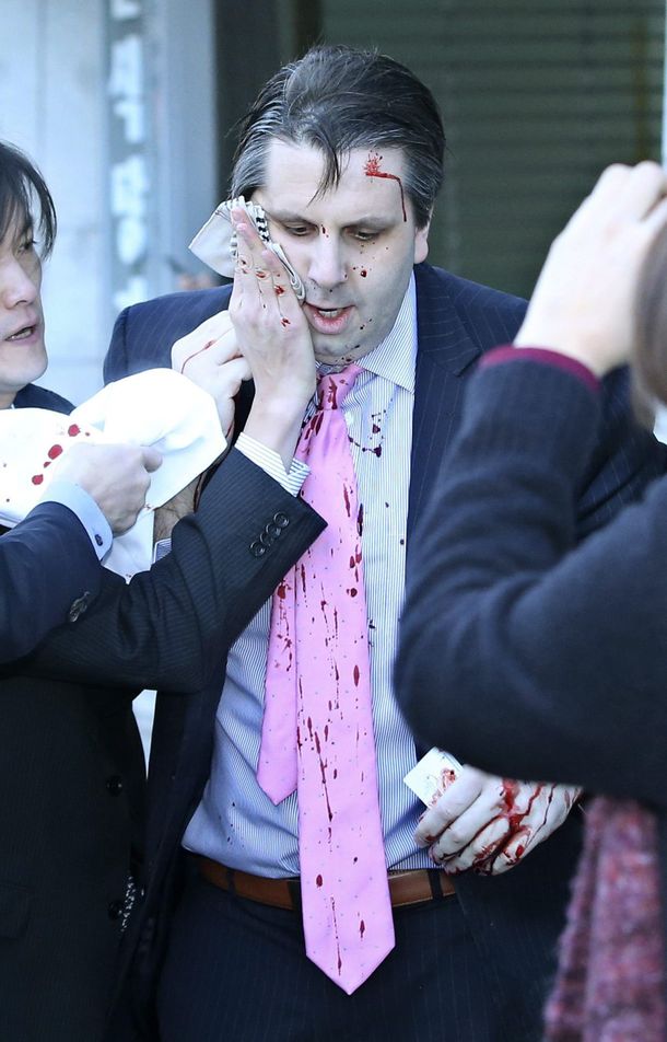 Atacan con un cuchillo al embajador de Estados Unidos en Corea del Sur