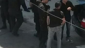 pity alvarez altero a un barrio con su auto mal estacionado pity alvarez altero a un barrio con su auto mal estacionado