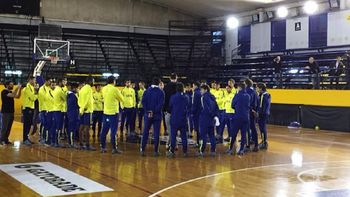 tras el titulo de river, el plantel de boca recibio una visita muy especial