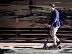 Lanzan plan para comprar bicicletas y monopatines eléctricos en cuotas: ¿cómo aprovecharlo?