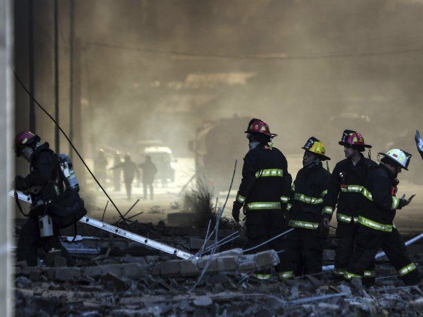 Impresionante incendio en una fábrica de colchones en Avellaneda