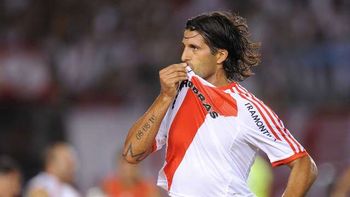 no pienso en volver a river, passarella me traiciono no pienso en volver a river, passarella me traiciono