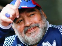 Diego Armando Maradona.