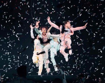 VIDEO: El debut de Fer Dente en Fuerza Bruta fue impactante