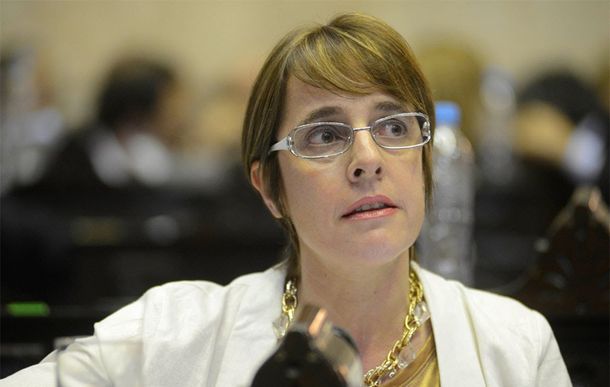 Gabriela Burgos cuestionó la honestidad de la OEA