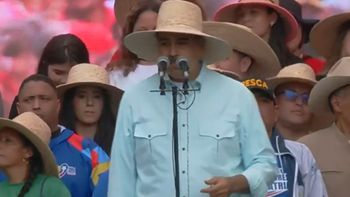 maduro pidio a venezolanos estar preparados para romperle los dientes a eeuu maduro pidio a venezolanos estar preparados para romperle los dientes a eeuu