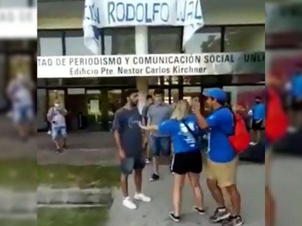 La Plata: feroz pelea por una interna peronista en la Facultad de Periodismo