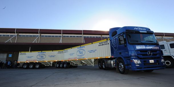 Qué son los bitrenes que presentó Cristina