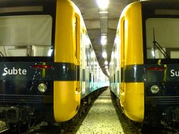 la linea a debuto con problemas: evacuaron un tren la linea a debuto con problemas: evacuaron un tren