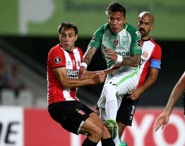 Estudiantes frente a Atlético Nacional