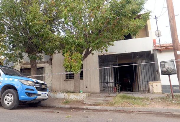 La macabra confesión del padre del joven que murió quemado en Neuquén