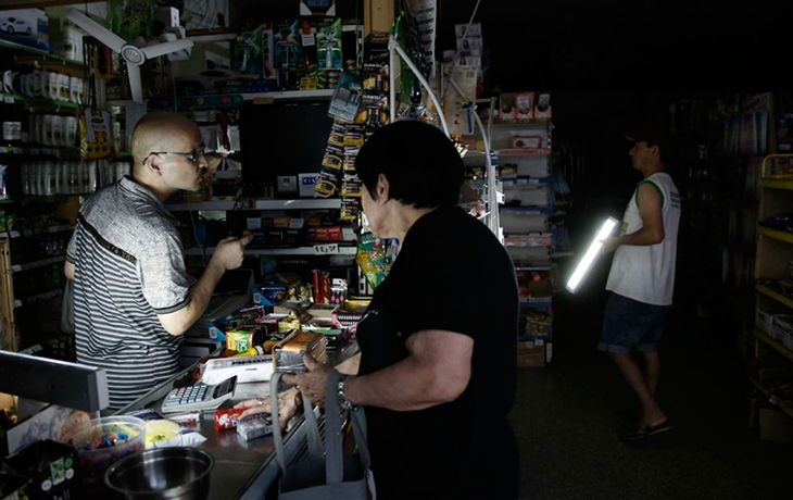 En otro día de 45° de sensación térmica, más de 100 mil personas estuvieron sin luz