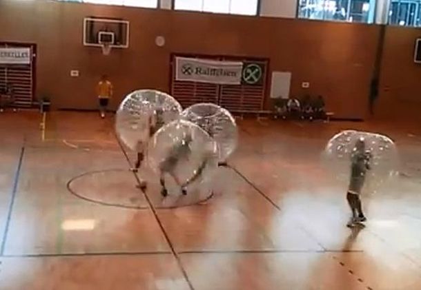 Fútbol burbuja: una idea para olvidarse de las lesiones