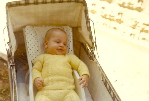 Un famoso conductor mostró fotos de cuando era bebé