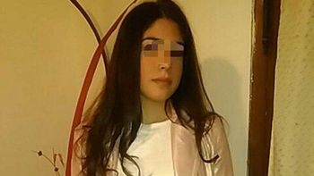 Yasmín Varela fue hallada sana y salva en Tribunales Yasmín Varela fue hallada sana y salva en Tribunales