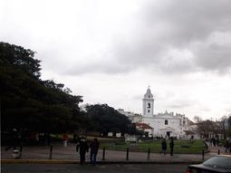 El domingo estará nublado y con vientos leves