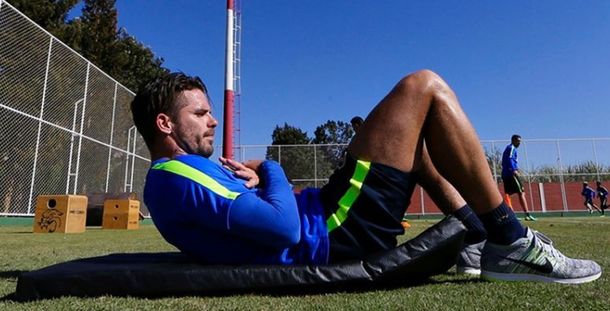 Gago espera volver en tres semanas y se entusiasma con el Mundial