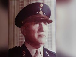 Marcelino García Barragán, secretario de la defensa nacional de 1964 a 1970, se responsabiliza por la Matanza de Tlatelolco en 1968. Marcelino García Barragán, secretario de la defensa nacional de 1964 a 1970, se responsabiliza por la Matanza de Tlatelolco en 1968.