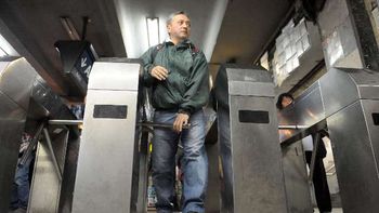 ciudad: las paritarias del subte solo se discutiran con la uta ciudad: las paritarias del subte solo se discutiran con la uta