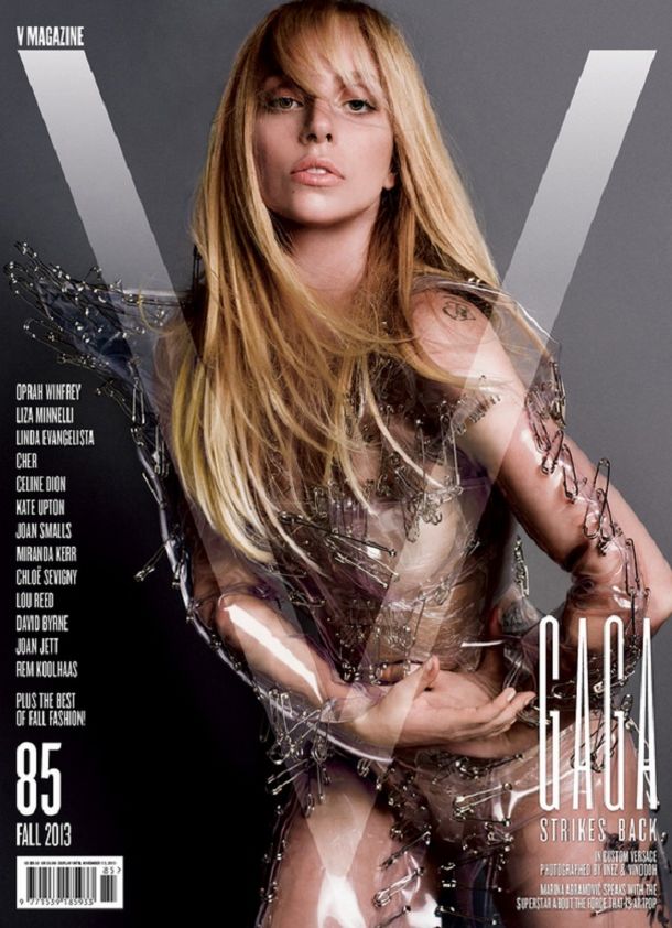 Lady Gaga mostró su extrema flacura con un desnudo