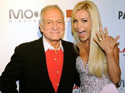 finalmente, hefner se caso con la conejita que lo planto finalmente, hefner se caso con la conejita que lo planto