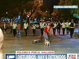 veinte detenidos por incidentes en parque centenario veinte detenidos por incidentes en parque centenario