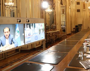 Alberto analizó con gobernadores la situación epidemiológica y anunciará hoy la nueva fase