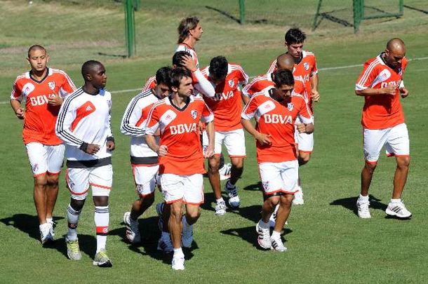 Con la vuelta de Ponzio, Ramón ya tiene su equipo para el domingo